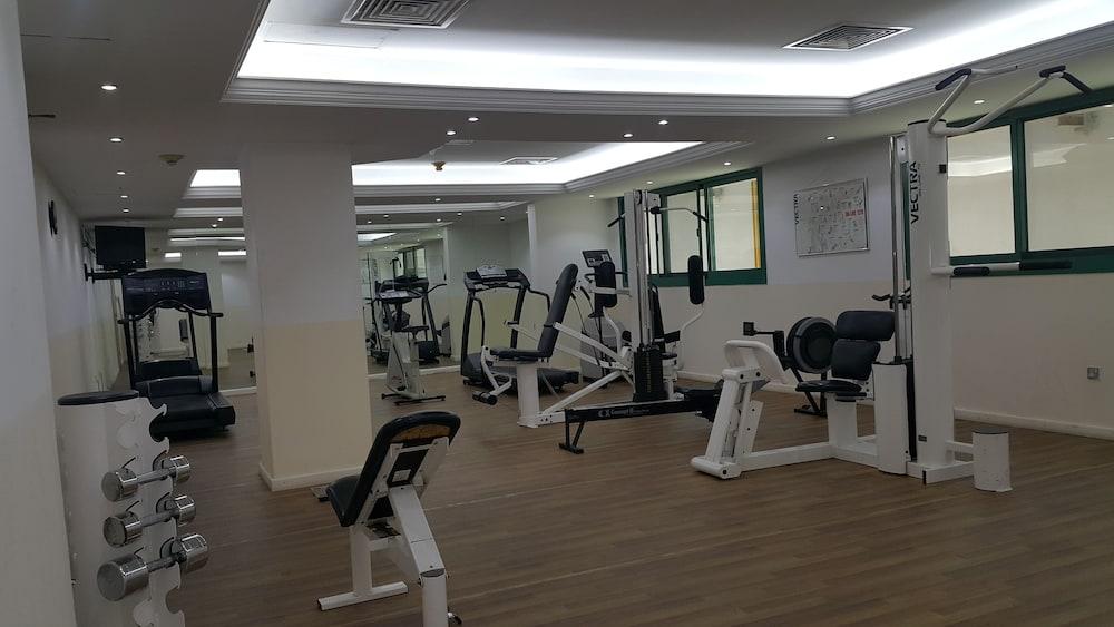 Wescott Pearl Hotel Apartments Дубай Экстерьер фото