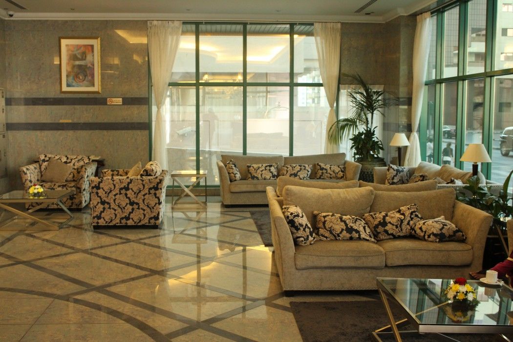Wescott Pearl Hotel Apartments Дубай Экстерьер фото